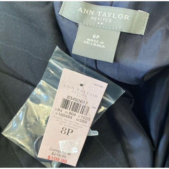 Ann Taylor Women's Pinstripe Blazer Size 8 Multicolor Petites Workwear Tailored - Picture 4 of 5